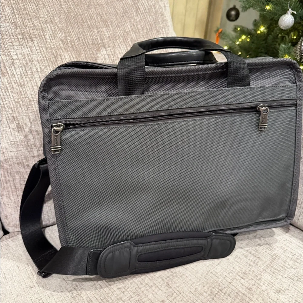 TUMI Charcoal Men's Briefcase/laptop organizer business bag